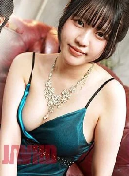 CR-080925-001 A perverted girl pretending to be pure begging for anal and pussy alternately A