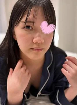 FC2PPV-4498287 Pajamas de ojamas Adult-looking Kokomi-chan (18) Massaging her fair-skinned F-cup beautiful breasts Amateur beauty’s