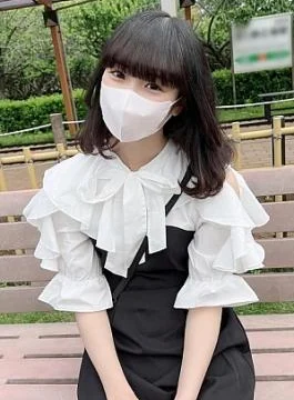 FC2PPV-4502602 A curious sports woman with a small face who is too weak for pressure