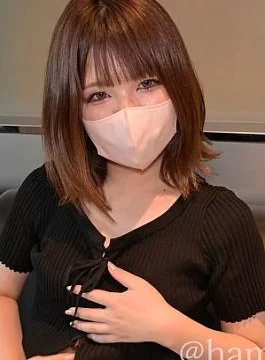 FC2PPV-4513384 No 158 cm Akane, a former gal reader model, walks around without panties with