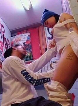 FC2PPV-4543395 Godly Breasts JD Invite the super cute Godly Breasts dancer JD to the club