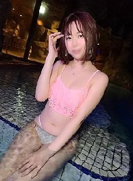 FC2PPV-4579386 Amateur creampie Beautiful, fair-skinned, “slender” body, busty female college student, 20-year-old uncle, cries while
