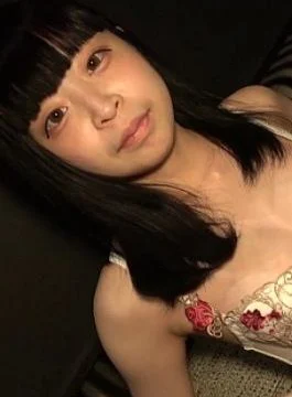 FC2PPV-4641097 A 145cm Tall Devil With Cute BangsAre You Squirting? A Beautiful-breasted Young Lady Younger