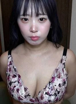 FC2PPV-4668420 Uncensored And Vaginal Camera 151 Half-outside, Half-creampie For A Girl With A Cute Face