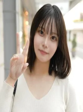 FC2PPV-4701018 A Lewd Real Life Hidden Behind The Cute Face Of A New Graduate From