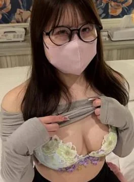 FC2PPV-4879457 I fooled my classmate into thinking it was an image video, filmed her and
