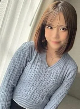 FC2PPV-4889259 The rotor is left in the room, and the fair-skinned, slender, sensitive body of
