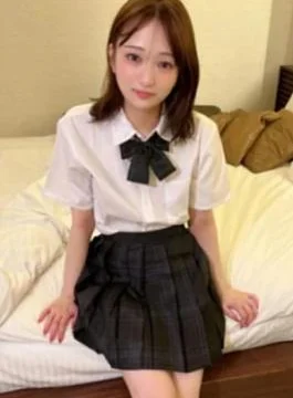 FC2PPV-4922638 Luxurious 4 shots A beautiful girl who wants to be an idol innocent shows