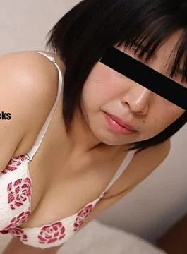 HZ-3744 A Perverted Slut Milf Who Can’t Get Enough Of Smelly Dicks – Yurie Goto