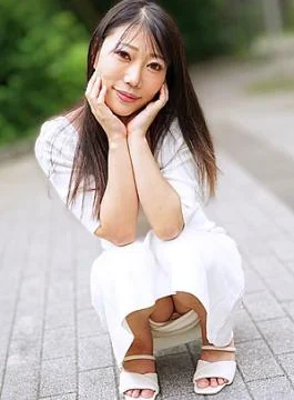 PA-101224-100 A freaky beautiful mature woman I met on a dating app