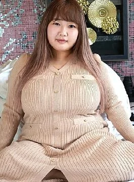 Pupufu-4668527 294_Seduction of Healing Big Tights Ku-Cup Melon-chan First Filming Debut Vienna Smiles and Fields